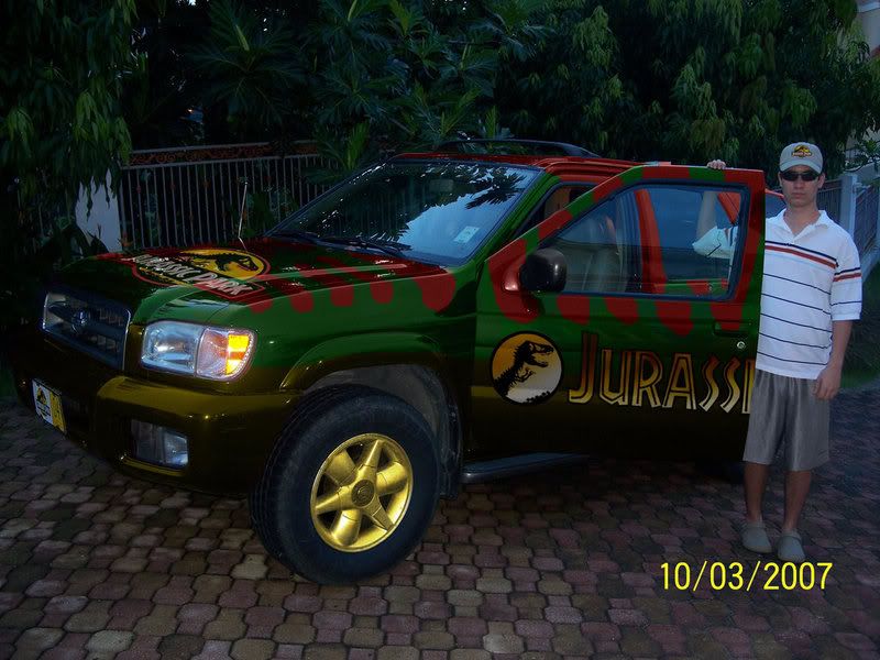 Jurassic_Park_Car_by_Bombillazo.jpg