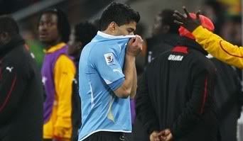 Uruguay3.jpg Luis Suarez 2010 image luCiO_sAlSkA