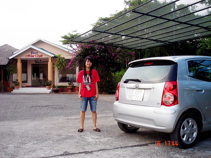 Chị em 5s và Love story: Anh à, thật ra em đẹp là nhờ... make-up. - 1