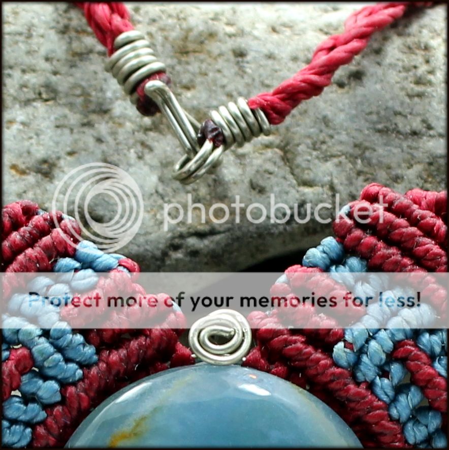 MUNDIAL TREASURES   SKY BLUE ONYX QUARTZ MACRAME NECKLACE